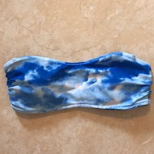 Reversible bikini top